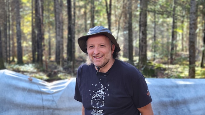 Vincent Leblanc, agronome, mycologue, pionnier dans la culture des champignons au Québec et fondateur de Violon et Champignon.