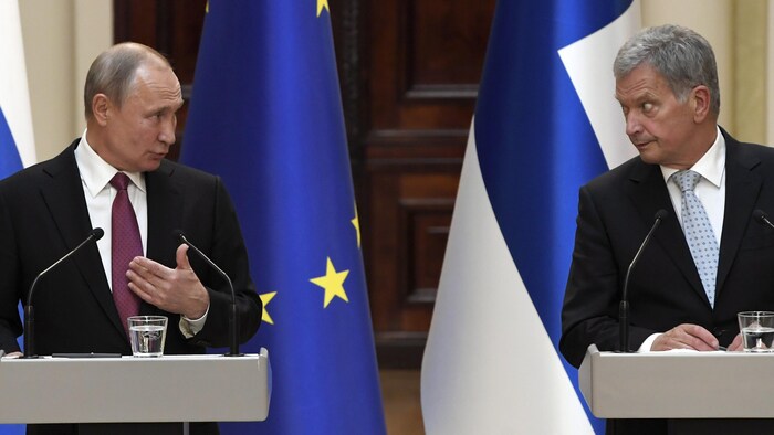 2021年12月，芬兰总统尼尼斯托与俄国总统普京在赫尔辛基会晤。