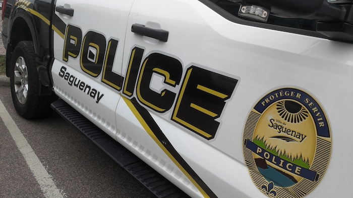 Une voiture de patrouille du Service de police de Saguenay.