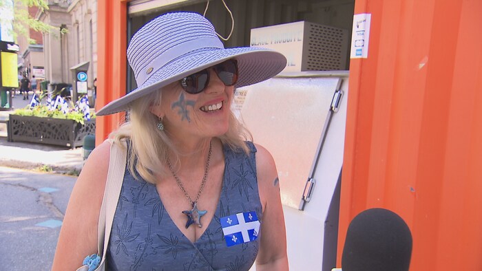 Chantal Proulx sur la rue Wellington. 