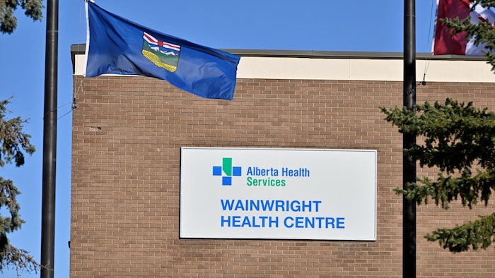 L'enseigne du Wainwright Health Center, en Alberta.