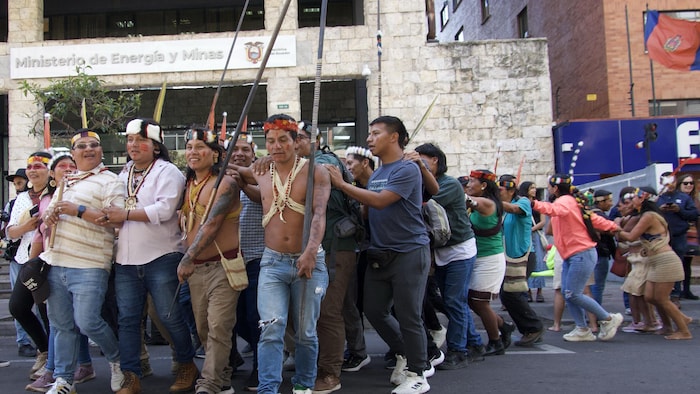 Manifestación del pueblo indígena waorani.