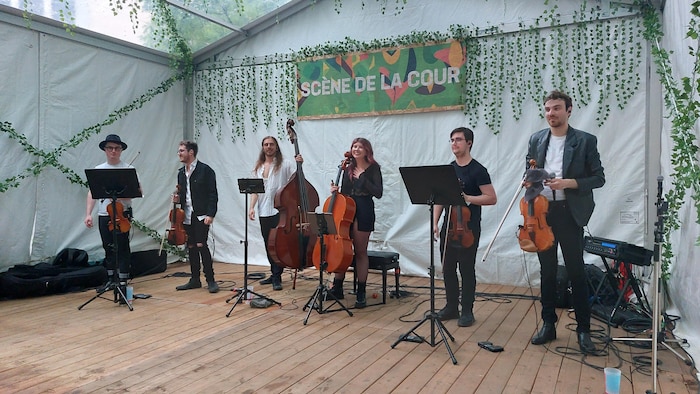 De l'imprévu et de belles surprises au FestiVoix - RADIO-CANADA