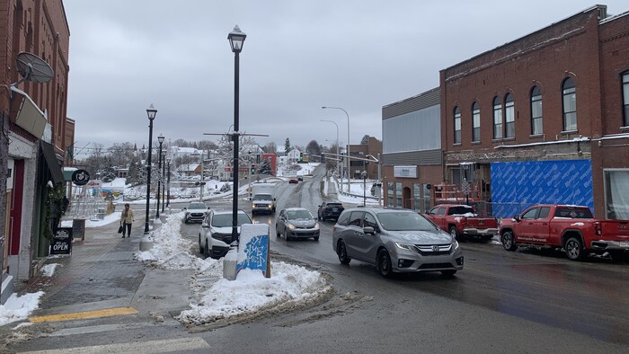 Une rue du centre-ville de Woodstock.