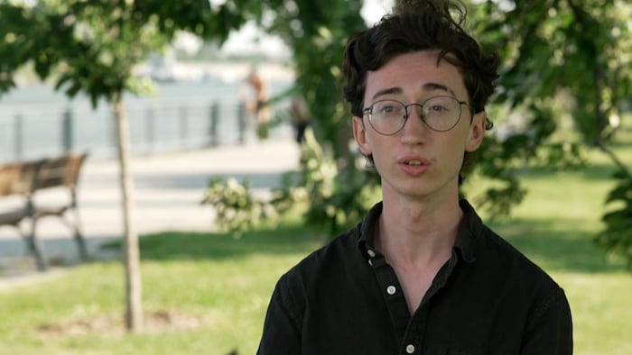 Xavier Ménard-Beaudoin en entrevue.