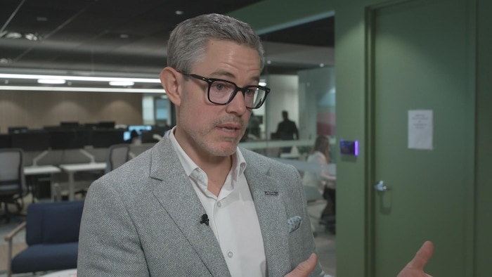Le P D G d'Olymel, Yannick Gervais, en entrevue au siège social de cette entreprise, à Boucherville.