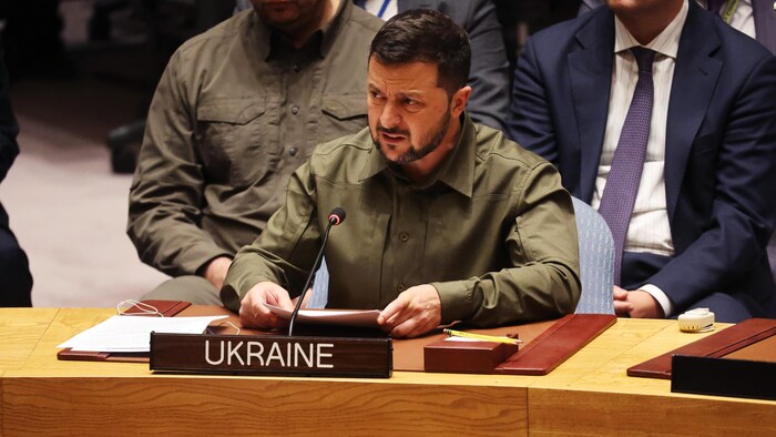 Le président Zelensky s'exprimant au Conseil de sécurité.