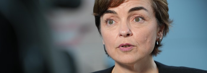 Christine Fréchette en gros plan. 