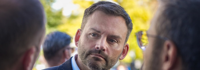 Le chef péquiste en point de presse.
