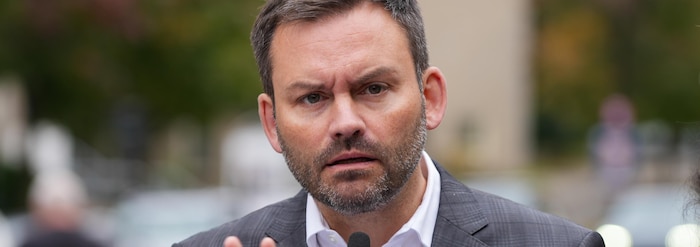 Le chef du Parti québécois (PQ) répond aux questions des journalistes le 29 septembre 2026.