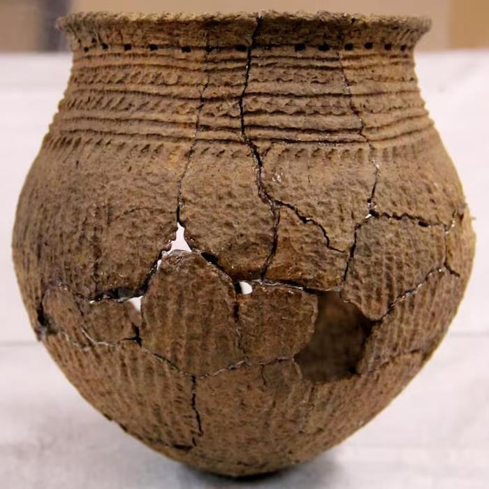 Une poterie autochtone retrouvé à Princess Point, près de Hamilton.