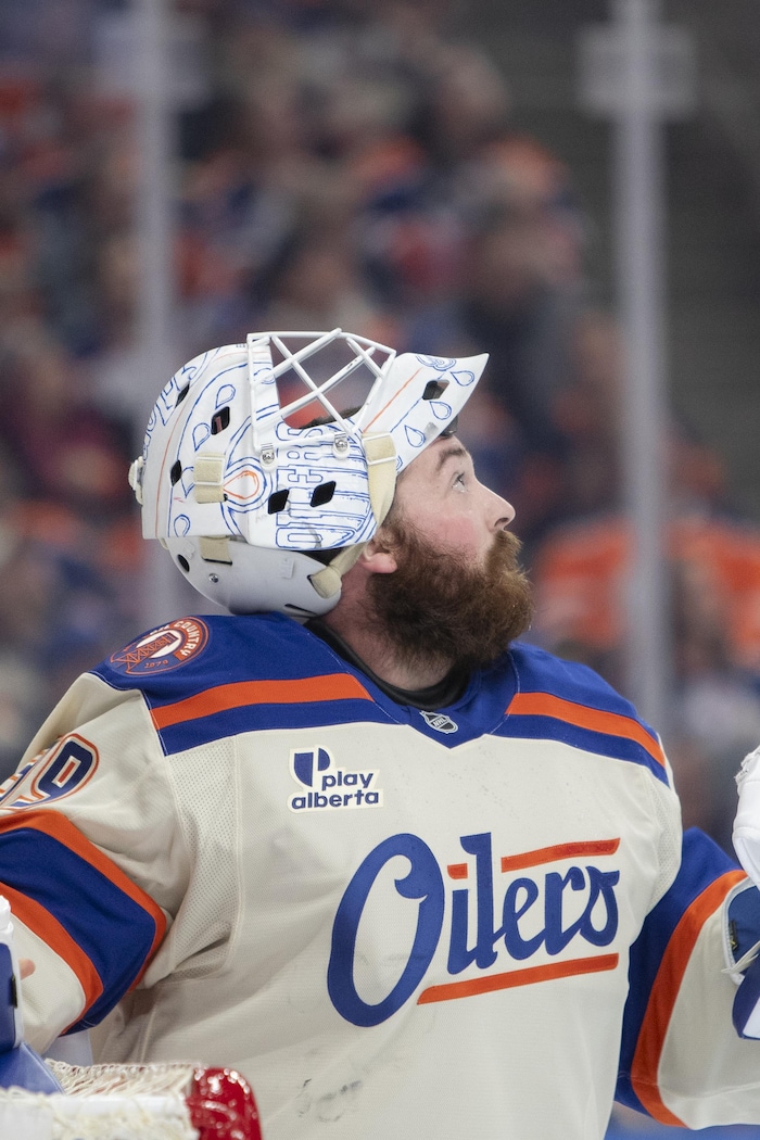 Connor Ingram sans son masque durant un match.