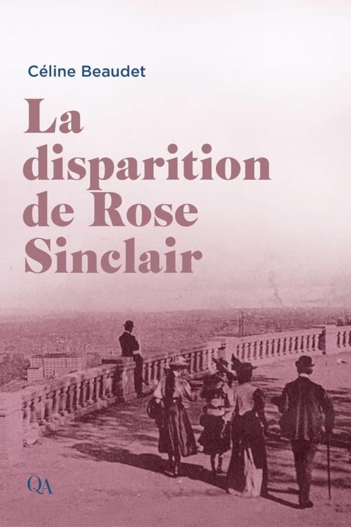 Couverture de livre montrant une photo datant du début du 20e siècle. 