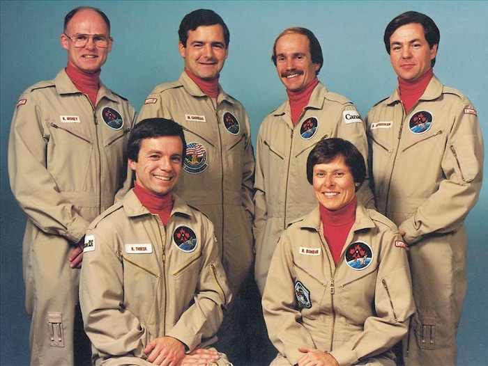 Première équipe d'astronautes canadiens en 1983. 