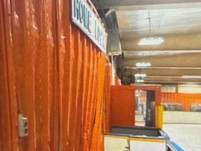 Une photo du mur de la glace. 