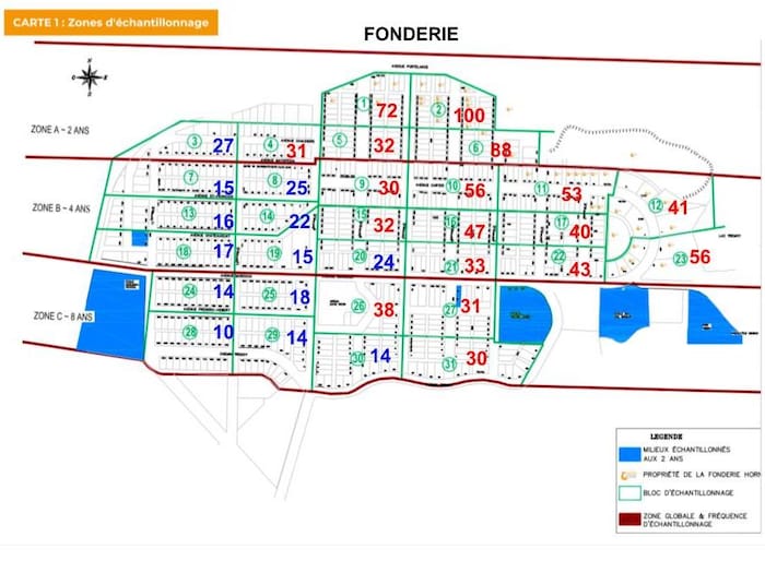 Bloc de maisons du quartier Notre-Dame, selon leur fréquence d'échantillonnage (lignes rouges horizontales) et leurs résultats de tests de 2019. En bleu, les résultats sous la norme. En rouge : à la norme ou au-dessus.