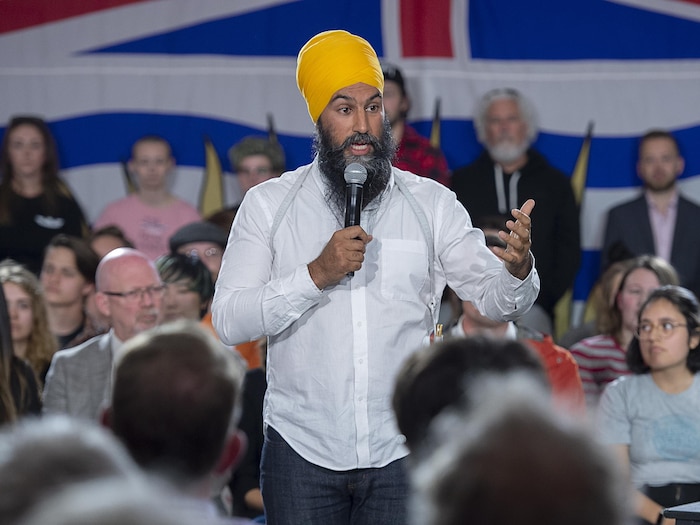 Jagmeet Singh s'adresse à un auditoire