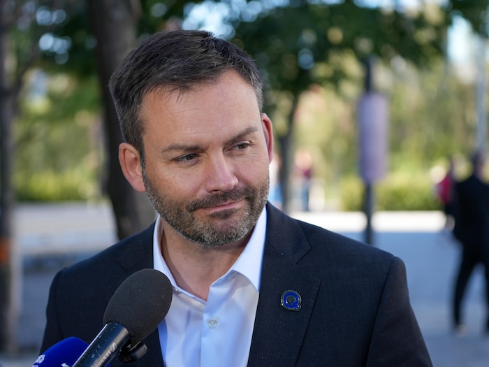 Paul St-Pierre Plamondon en gros plan.