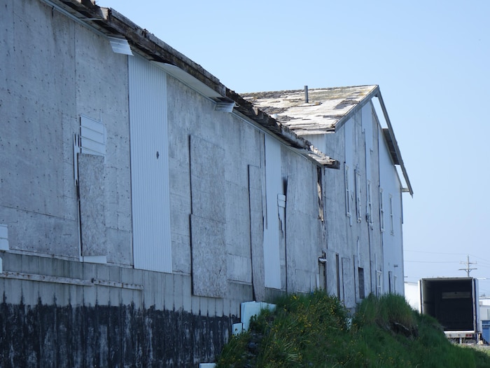 Une usine abandonnée.