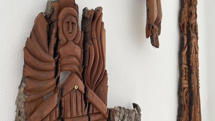 Sculpture sur bois.