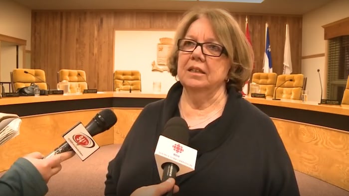 Nicole Appleby en entrevue avec Radio-Canada.