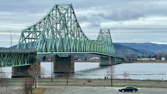 Le pont J. C. Van Horne.