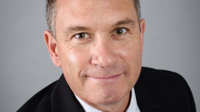 Sébastien Gaudreault sourit pour la photo.