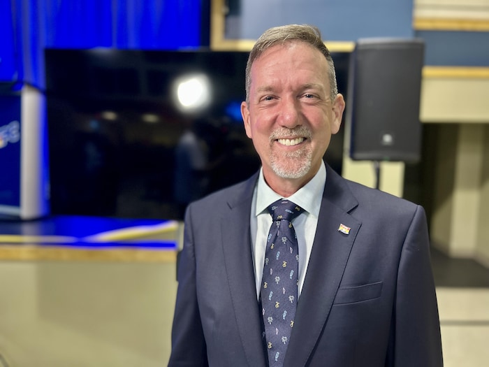 Don Monahan est à l'intérieur lors d'une entrevue avec Radio-Canada.