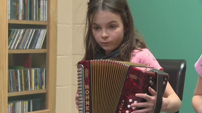 L'accordéon, un instrument populaire chez des jeunes Terre-Neuviens