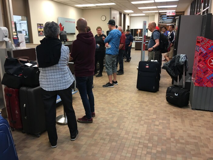 Atterrissage difficile pour un avion à RadioCanada