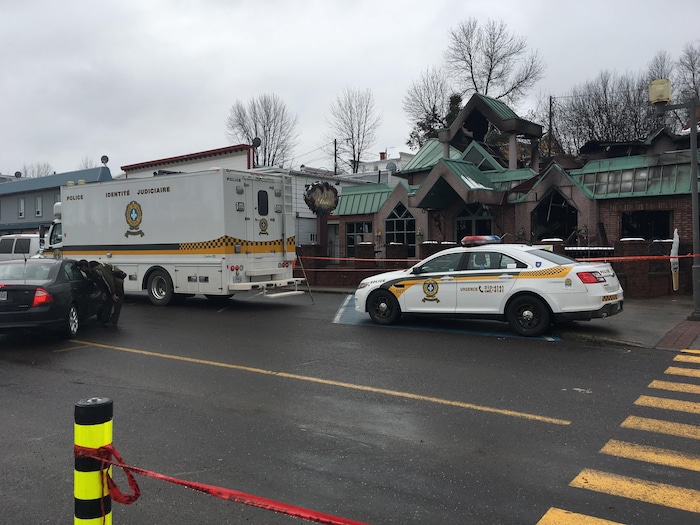 Deux mineurs arr t s relativement l incendie du Bistro Duc au