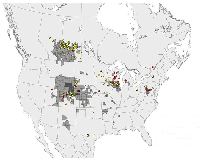 On voit une carte du Canada et des États-Unis situant les endroits où on a rapporté des cas d'animaux ayant la maladie débilitante des cervidés.