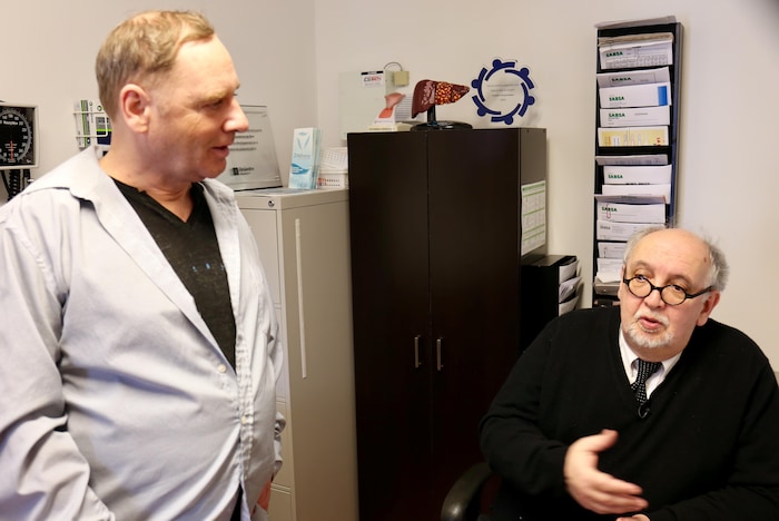 Un psychiatre sort de l'hôpital pour combattre la maladie mentale ...