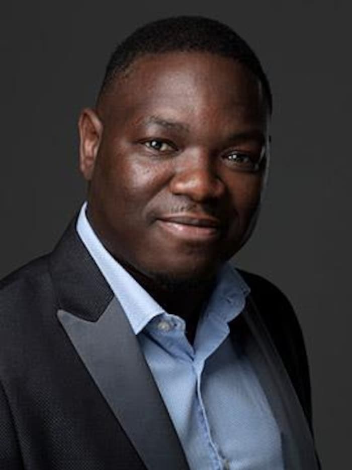 Portrait de Destiny Tchéhouali.