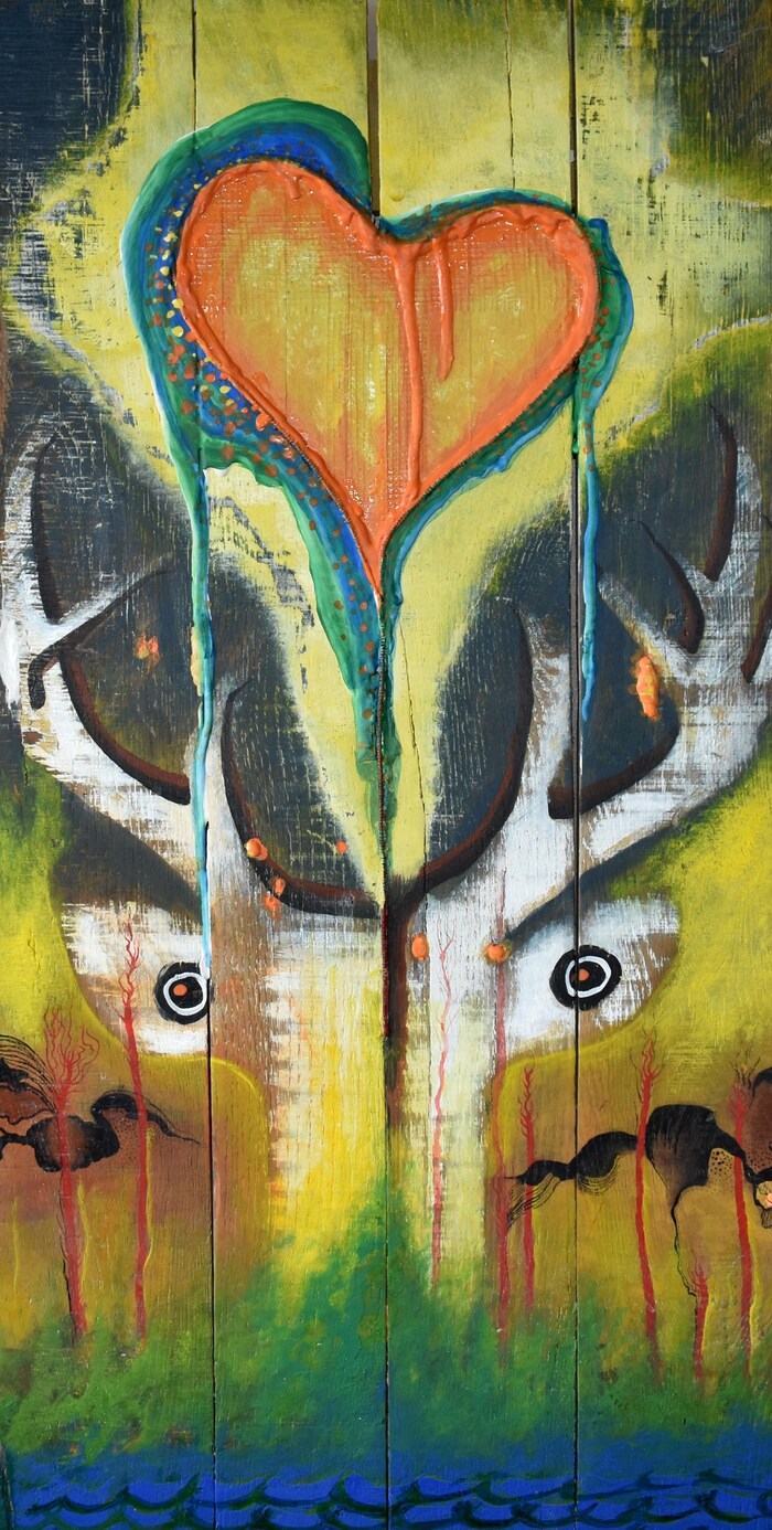« Banl Talma » (Bel Amour), peinture acrylique et techniques mixtes sur bois recyclé de l'artiste Edgar R. Hernández López créée dans le cadre de cette Journée nationale de la vérité et de la réconciliation.
