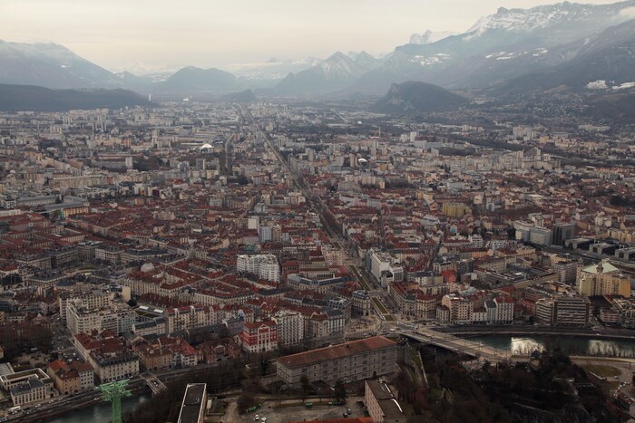 Vue panoramique de la ville de Grenoble