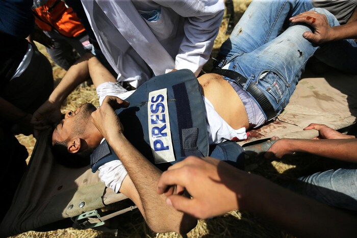 Le journaliste Yasser Mourtaja qui est ensuite décédé de ses blessures.
