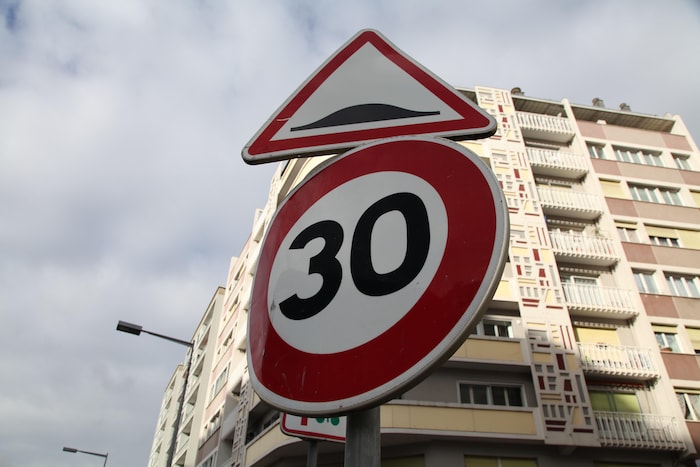 La limite de vitesse a été abaissée à 30 km/h dans 80 pour cent des rues de Grenoble.