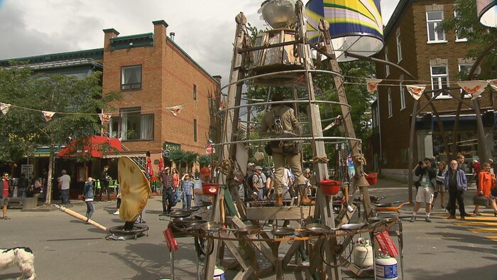 La machine à crêpes de l'artiste Mathieu Fecteau
