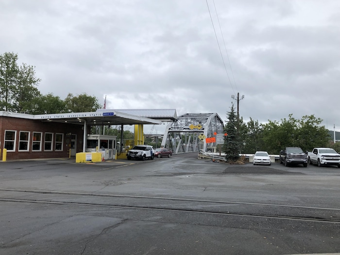 Les douanes américaines de Madawaska dans l'État du Maine, aux États-Unis.