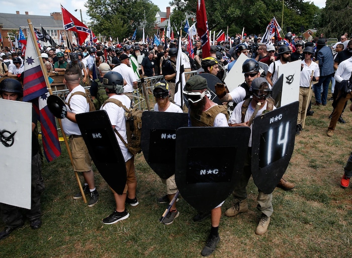 Des manifestants suprémacistes blancs à Charlottesville, le 12 août 2017