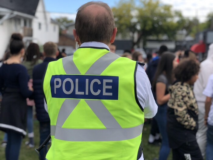 Une 2e journée de manifestation pour les élèves de l'École secondaire