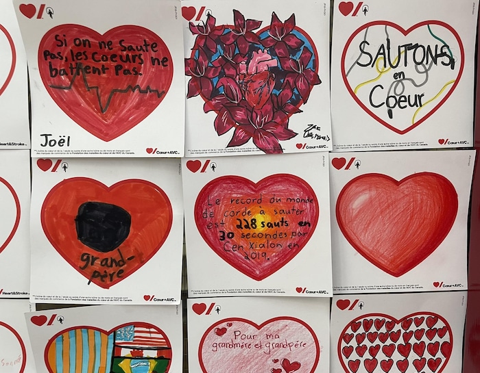 Dessins de coeur avec des messages.