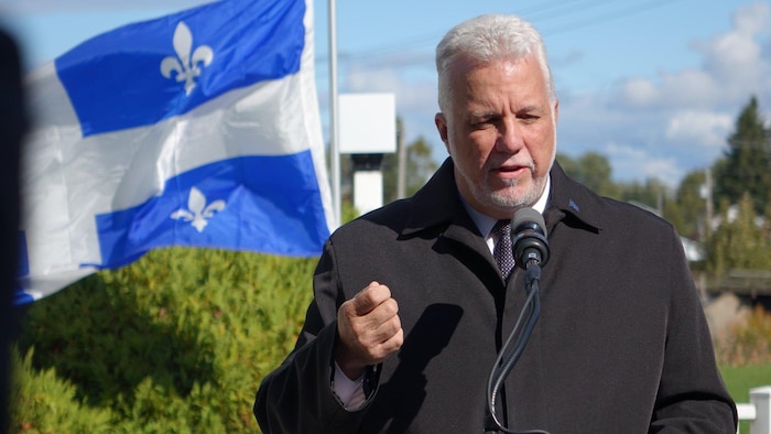 Le lait s'invite in extremis dans la campagne électorale | Radio-Canada