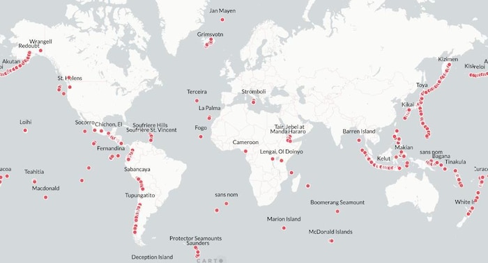 Carte des principaux volcans actifs dans le monde.