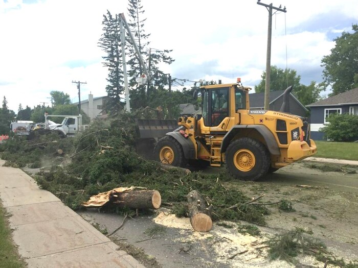 Des dégâts de la tempête du 20 juin à Red Deer.