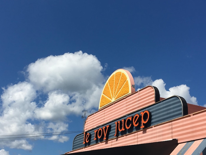 La façade du restaurant le Roy Jucep, à Drummondville