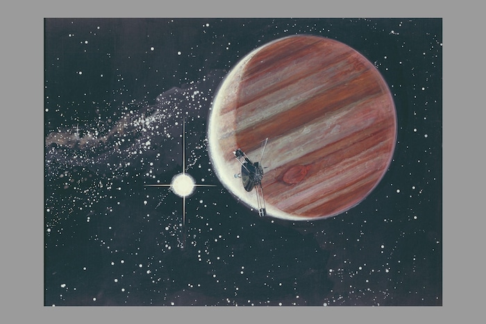 Illustration en couleur de la sonde américaine Pioneer 10 passant près de Jupiter