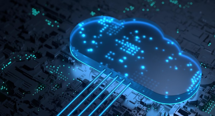 Un serveur et un nuage électronique.