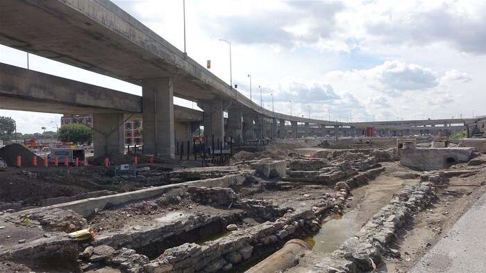 Site archéologique du village des Tanneries à Montréal sous l'échangeur Turcot
